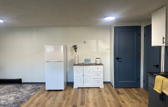 1 bed, 1 bath, 600 sqft, $1,040, Unit 308-1