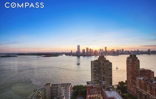 1 bed, 1 bath, 600 sqft, $4,750, Unit 37J