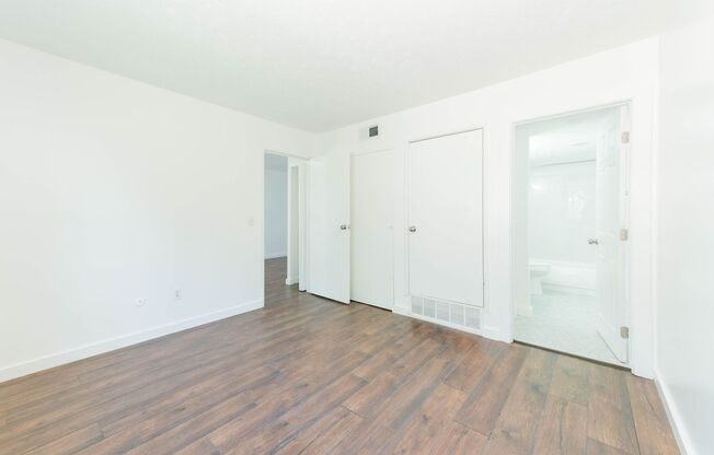 1 bed, 1 bath, 600 sqft, $1,020, Unit 4