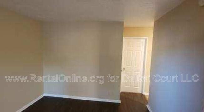 5302 Milner Road, Unit 5
