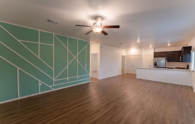 Contemporary 3bd/2ba in SouthEast Austin!