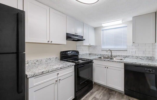 Townsend Apartments Jacksonville FL photo of kitchen