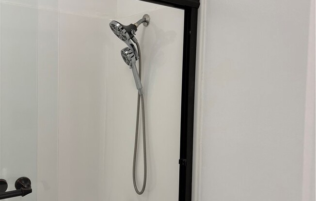 2 beds, 2 baths, 883 sqft, $3,400, Unit 106A