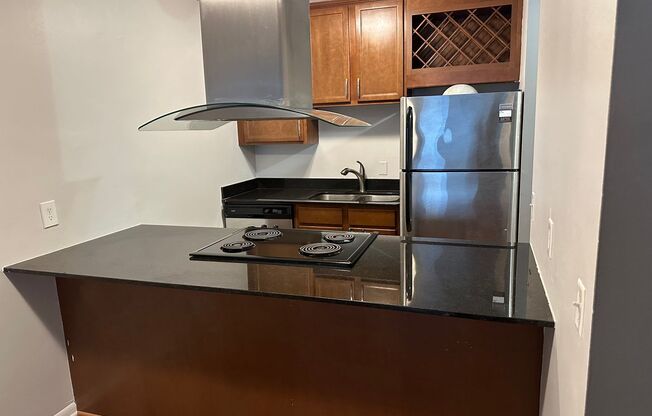 1 bed, 1 bath, 750 sqft, $1,295, Unit 109(R)