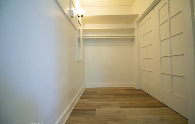 1316 S Mariposa Ave