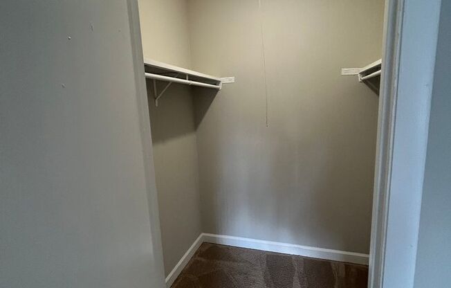 2 beds, 2.5 baths, 1,339 sqft, $1,149, Unit 613