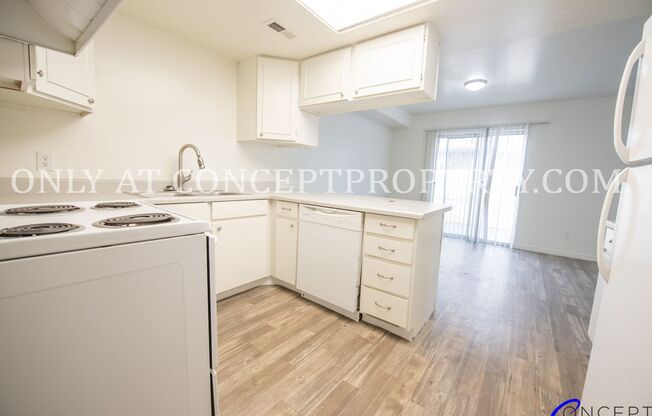 3 beds, 2 baths, 1,350 sqft, $1,899, Unit 4060