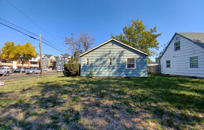 4 beds, 2 baths, $1,650