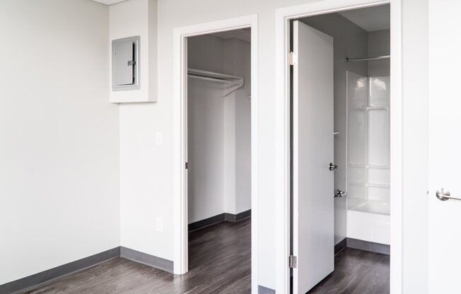 1 bed, 1 bath, 440 sqft, $1,595, Unit 0503