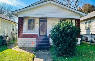 2 bedroom home in Shawnee- available now!