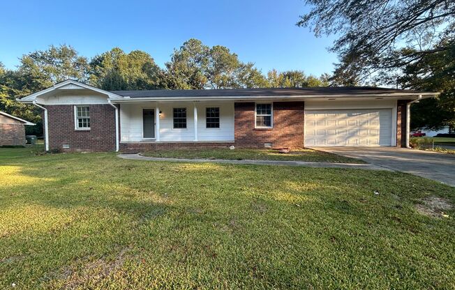 2000 Forest Dr: 3BD, 2BA Ranch with 2-Car Garage & Sunroom for Rent in Fayetteville! AVAILABLE NOW!