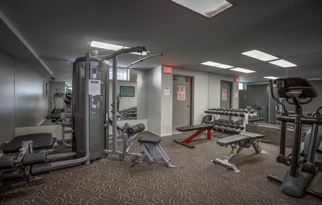 Fitness club at Palm Royale Apartments, Los Angeles, CA