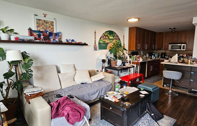 UPTOWN - GREAT 1BD/1BTH CONDO FOR RENT!