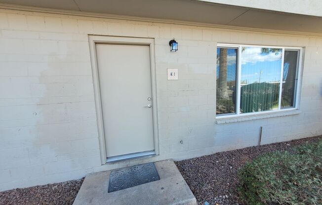 4 beds, 1.5 baths, 1,400 sqft, $2,206, Unit E01