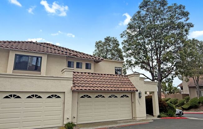 Stunning 3B/3BA Townhome in Carmel Valley!