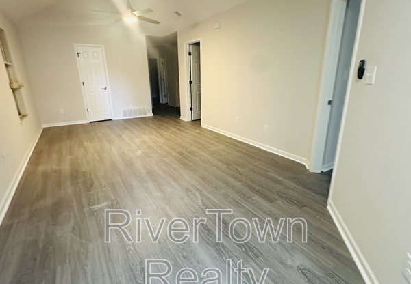 3131 FAXON AVE