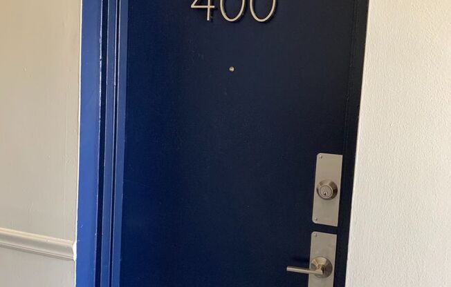 Studio, 1 bath, 300 sqft, $1,495, Unit Unit 400