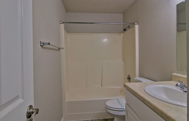 The Norpoint 8 Apartments