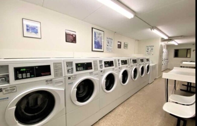 2 beds, 1 bath, 800 sqft, $2,800, Unit 635