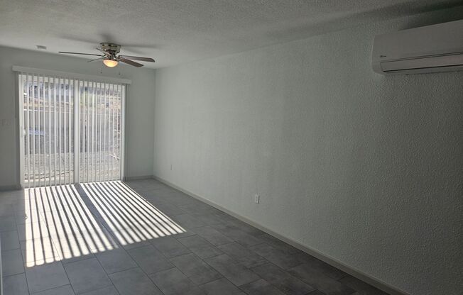 186 Palm Ave.