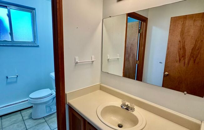 2 beds, 1 bath, 900 sqft, $1,295, Unit 56