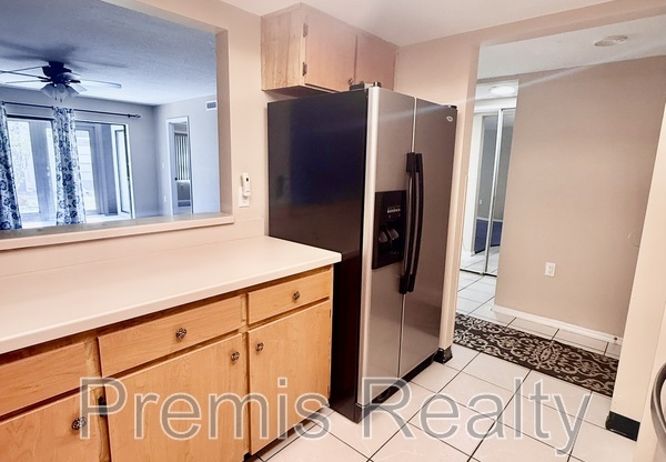 2400 WINDING CREEK BOULEVARD