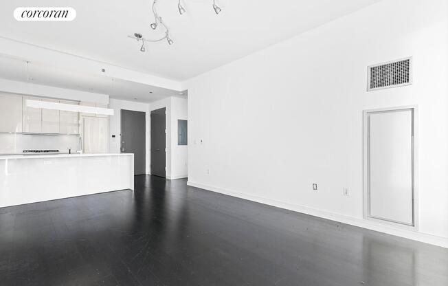 1 bed, 1 bath, 744 sqft, $6,850, Unit 10E