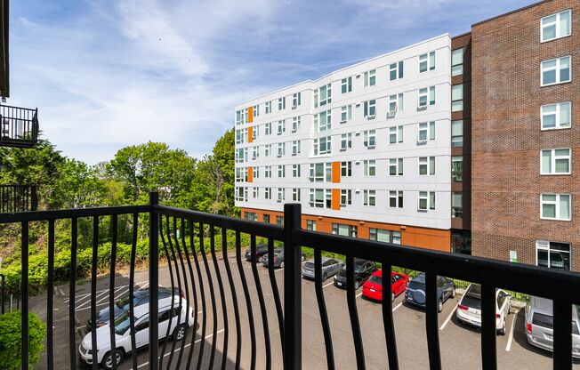 1 bed, 1 bath, 726 sqft, $1,850, Unit 307