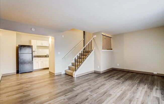 3 beds, 1.5 baths, 1,050 sqft, $1,730, Unit 4586-3