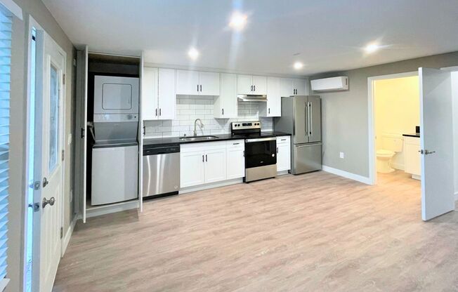 Studio, 1 bath, 589 sqft, $2,095, Unit 48