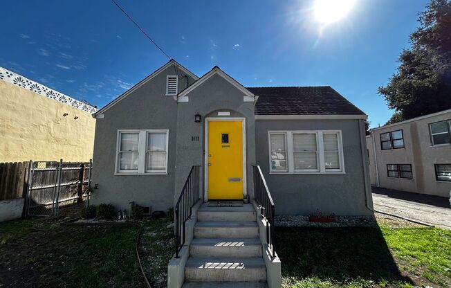 2-Weeks Free Rent Move-In Promo Available Now: 2-Bedroom, 1-Bath with Converted Garage Space in Vallejo!