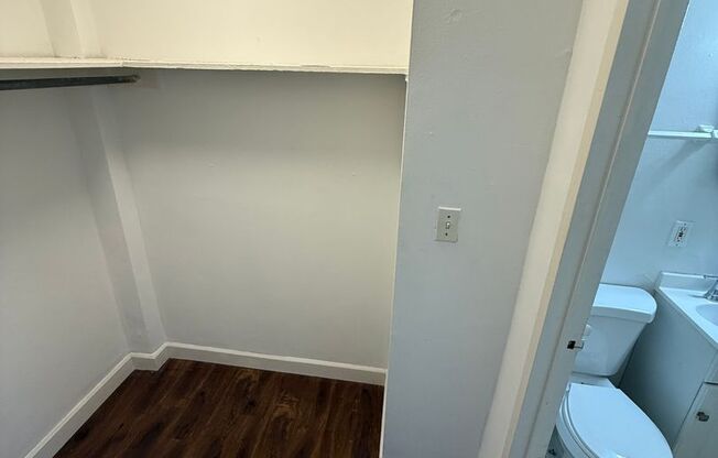 Studio, 1 bath, 400 sqft, $895, Unit #312
