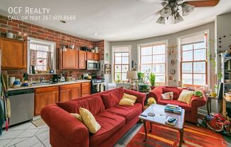 2125 SPG GDN ST