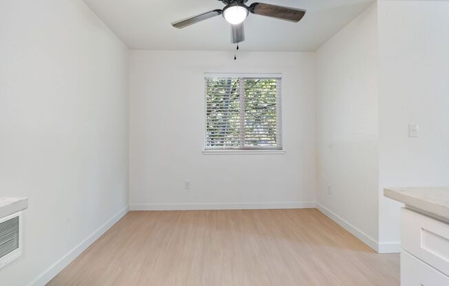 2 beds, 1 bath, 800 sqft, $1,745, Unit 103A