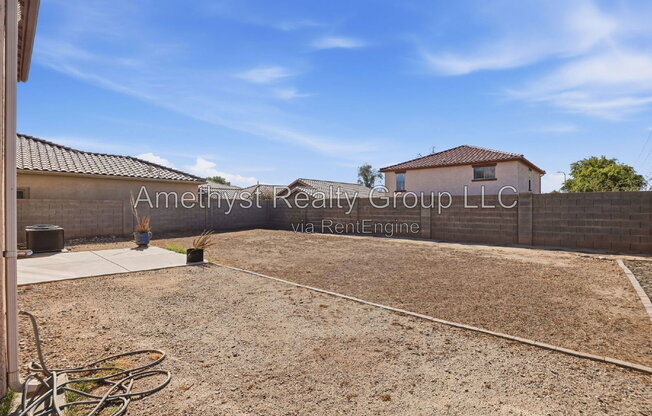 4 beds, 2.5 baths, 2,317 sqft, $2,295