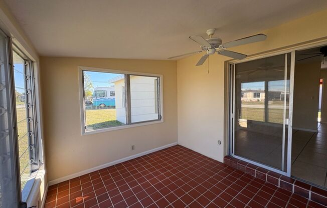 3 beds, 1 bath, $1,650