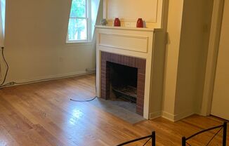 5711 Howe St / 825 S Negley Ave