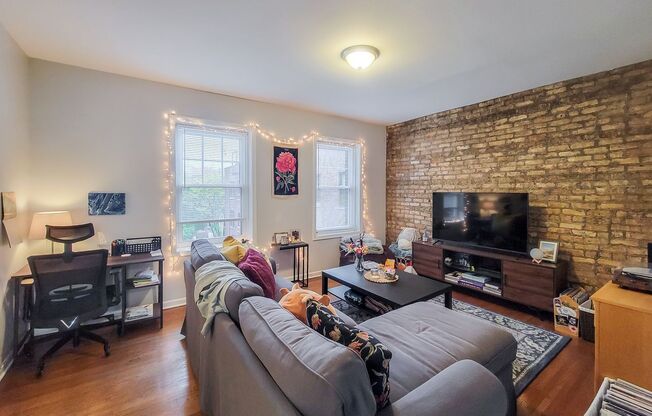 1 bed, 1 bath, 679 sqft, $2,100, Unit 3712-204