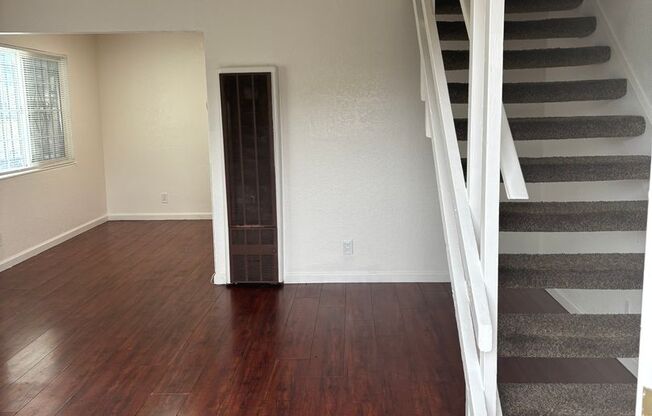 463 Hale