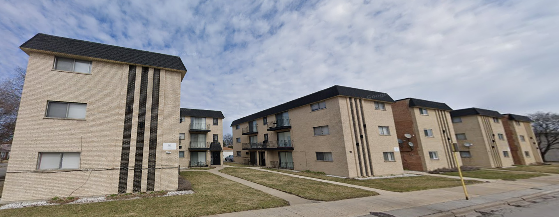 4650-4658 W 79th LLC