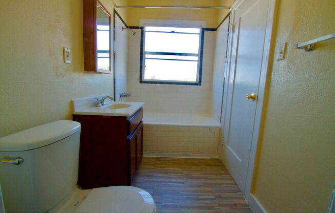 MOve in Special - two weeks free for the second month!