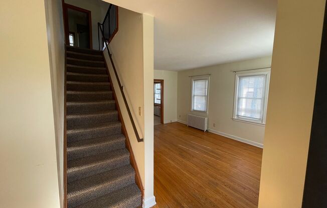 Three-Bedroom Home in Colonie, NY Available For Rent!