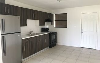 2 beds, 1 bath, $1,350, Unit 1610 N. 25th St, #7