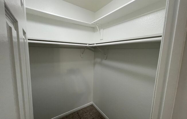 2 beds, 2 baths, 850 sqft, $3,005, Unit 811-01