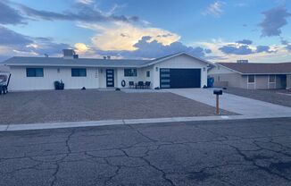 3 beds, 2 baths, $2,800