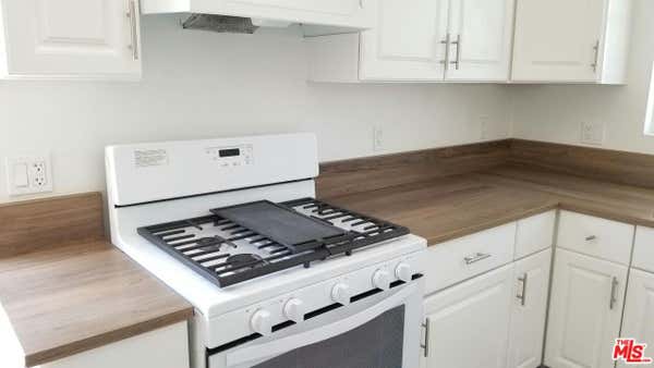 1716 W 45 ST