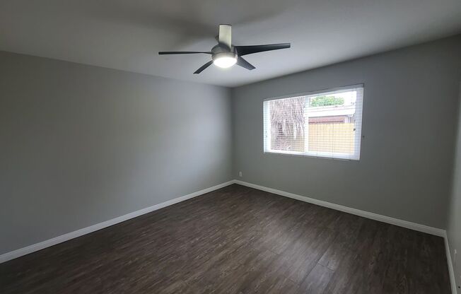 2 beds, 1 bath, 950 sqft, $3,120, Unit 1720-15