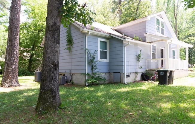 247 ADDINGTON DR NW