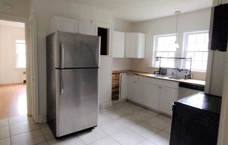 1 bed, 1 bath, 700 sqft, $850, Unit 2