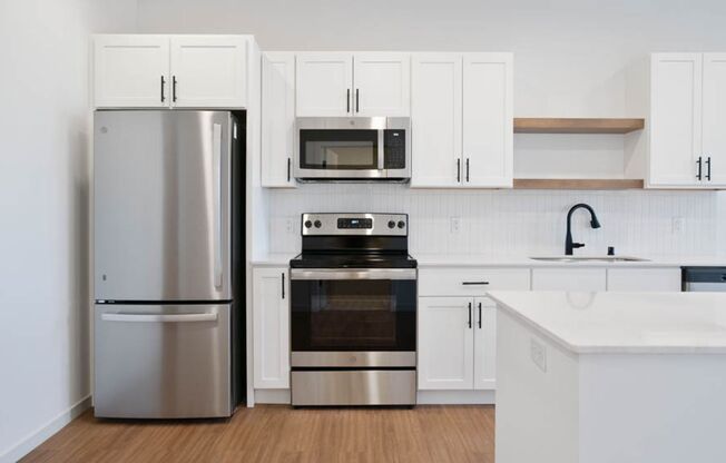 1 bed, 1 bath, 629 sqft, $1,675, Unit 512